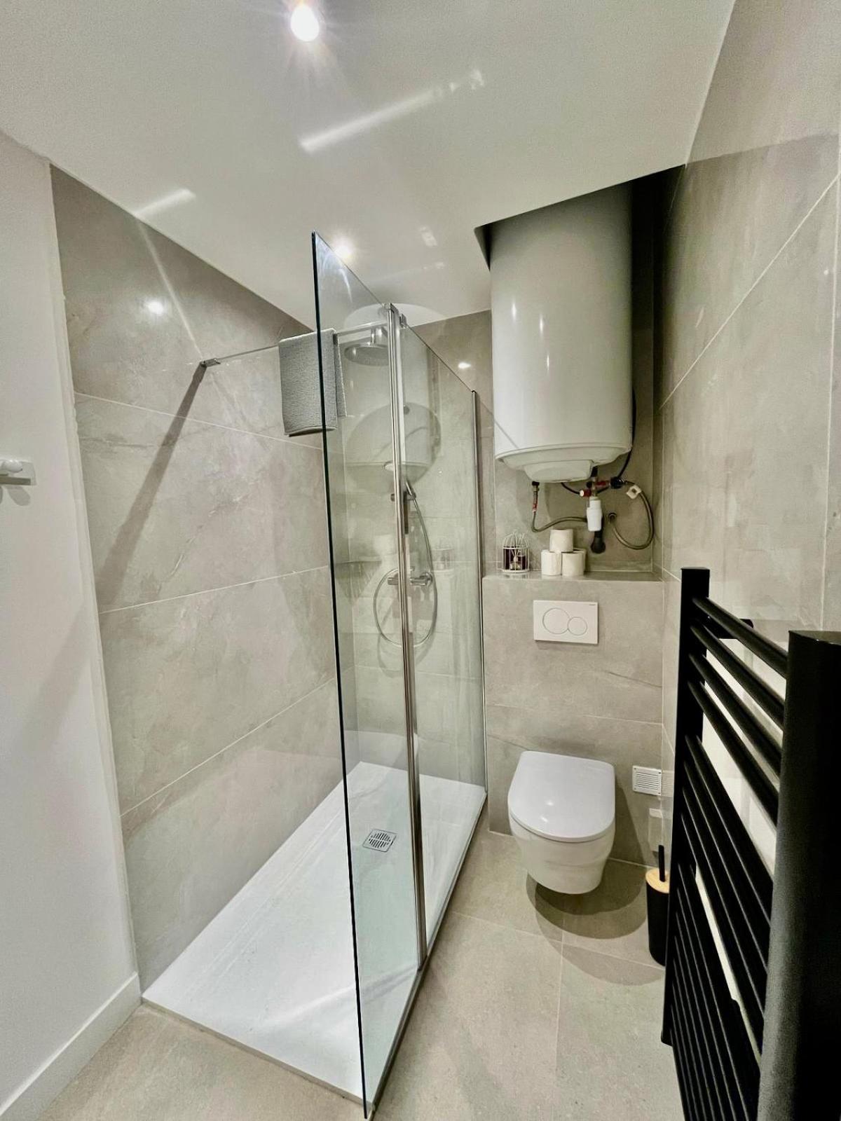 Etoiles Et Lumieres De Appartement *