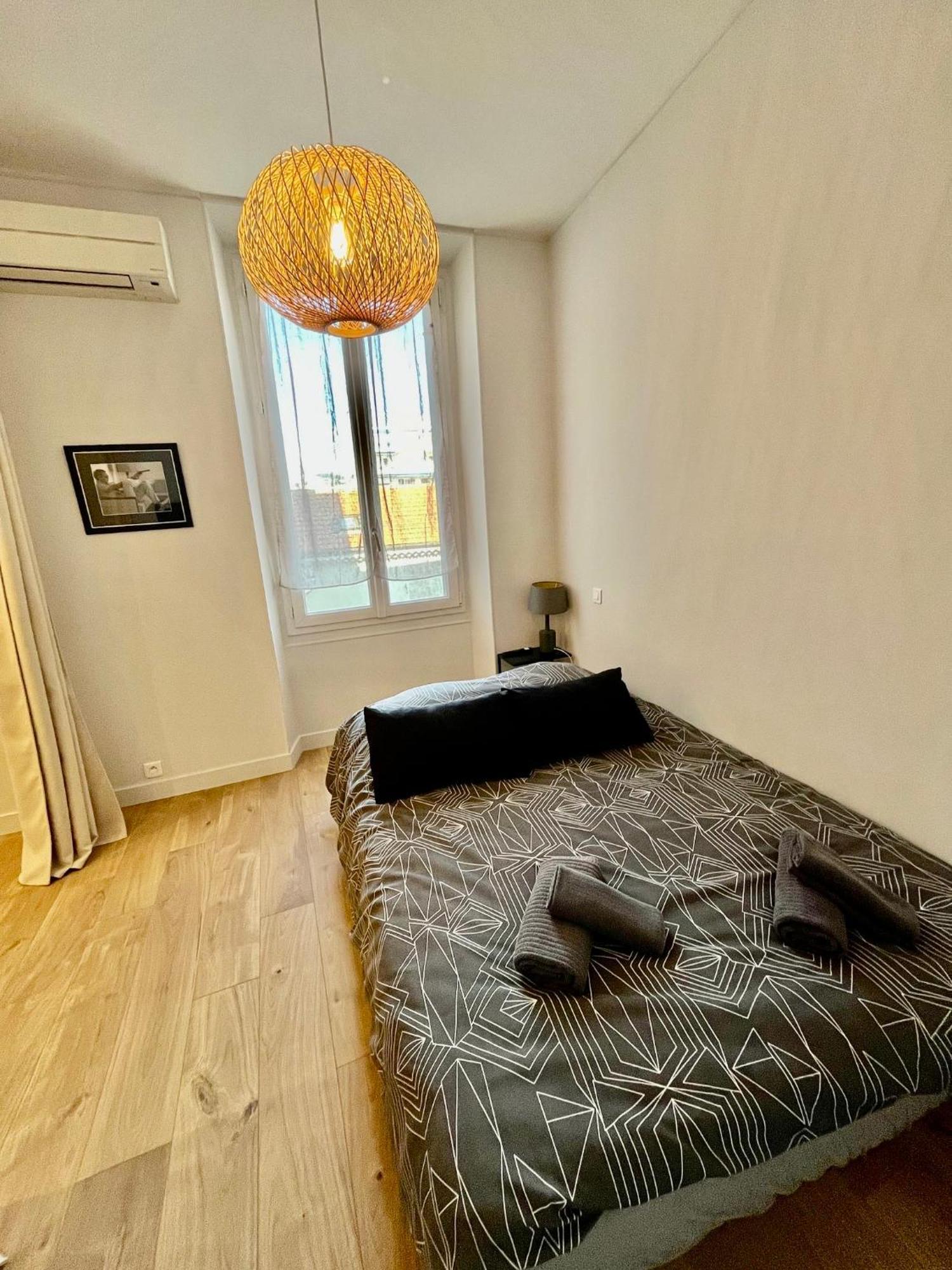 Etoiles Et Lumieres De Appartement