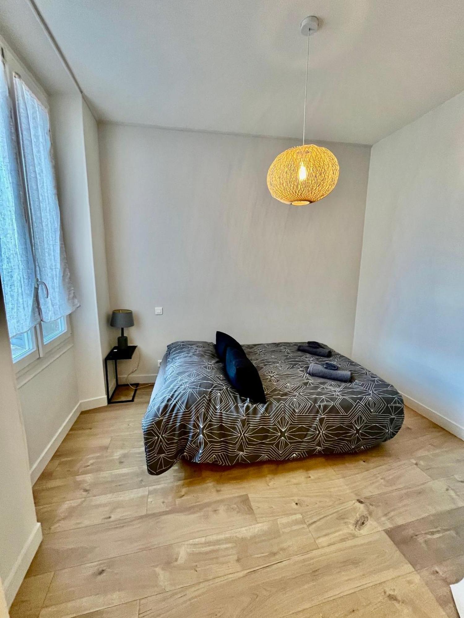 Etoiles Et Lumieres De Appartement *